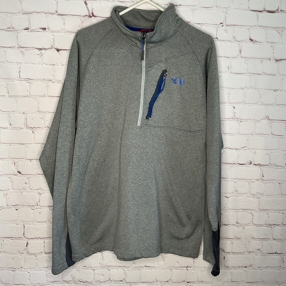 The North Face Gray Long Sleeve 1/2 Zip MockNeck Sweatshirt Men M Vietnam
